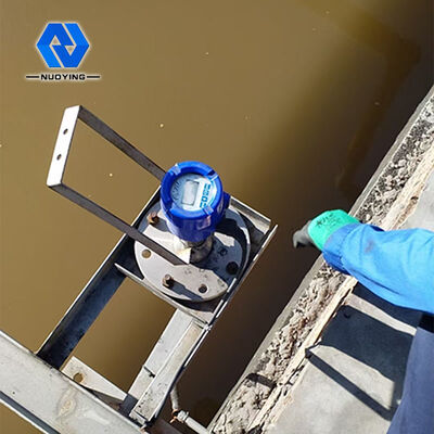 좋은 가격 80GHz 레이더 레벨 송신기 큰 탱크와 작은 탱크에 적합한 4-20mA /HART/RS485/Modbus 신호 출력 온라인으로