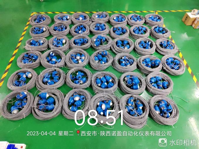 블루투스 NYRD-901 산업용 80GHz 레이더 레벨 송신기 4-20mA 액체 알루미늄 스레드 출력 설치 1